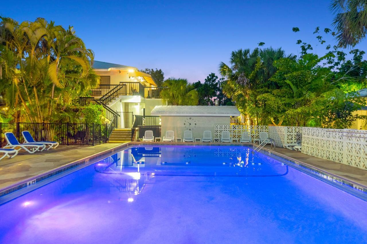 The Fairways Inn Of North Naples Buitenkant foto