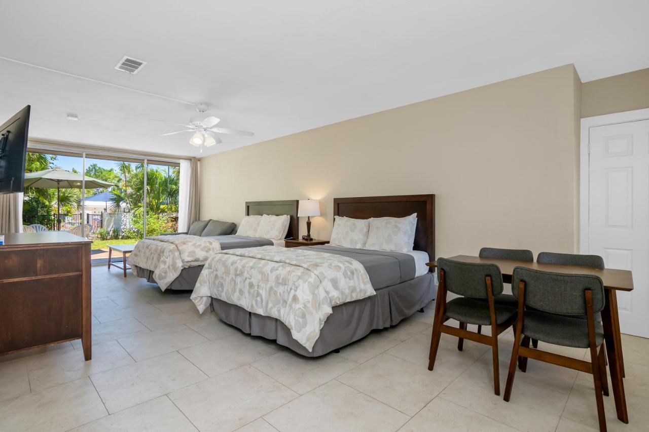 The Fairways Inn Of North Naples Buitenkant foto