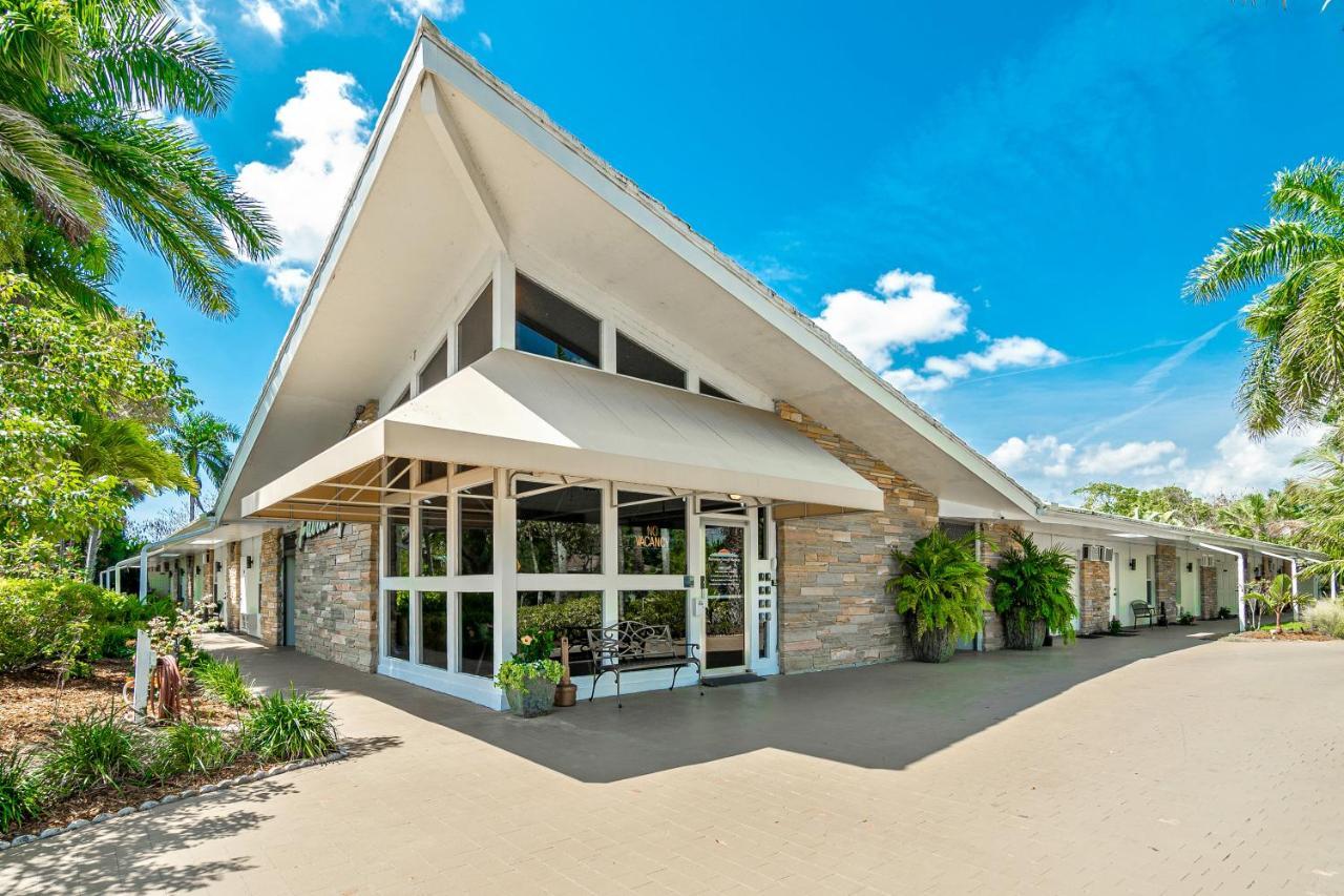 The Fairways Inn Of North Naples Buitenkant foto