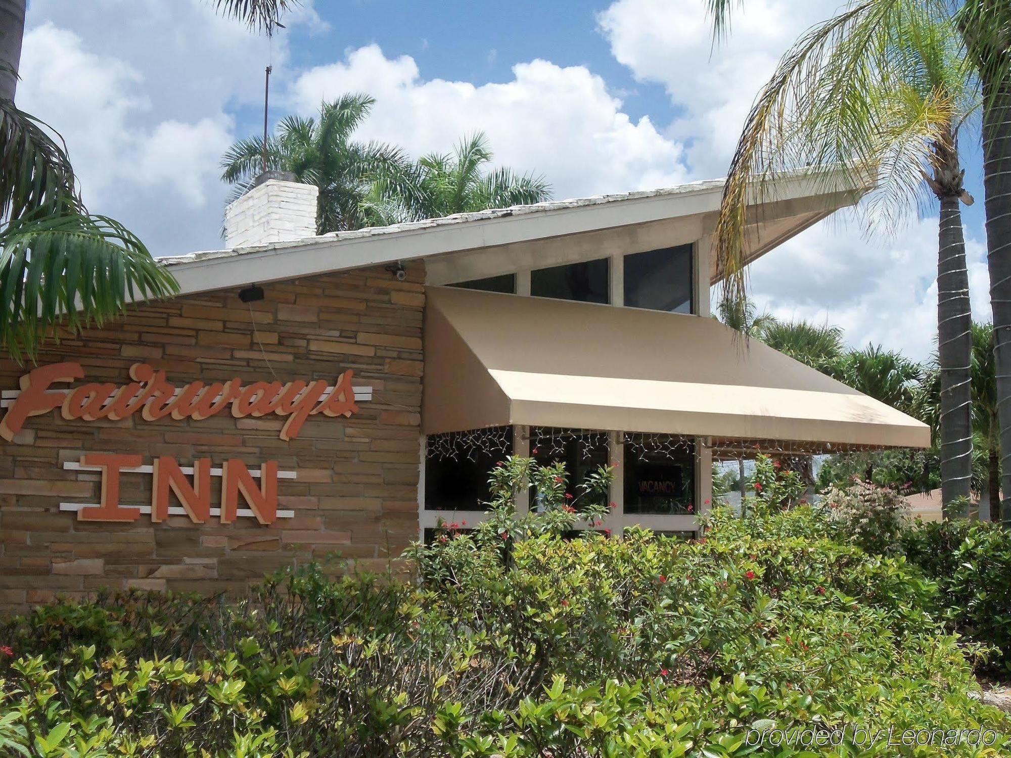The Fairways Inn Of North Naples Buitenkant foto