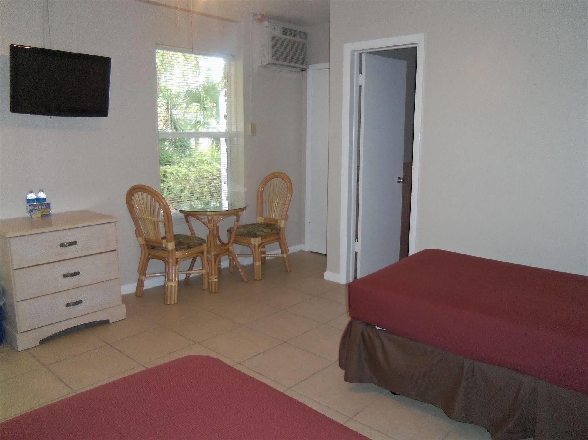 The Fairways Inn Of North Naples Buitenkant foto
